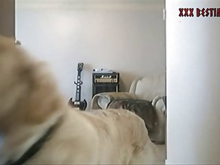 Mommy Managed To Find A Moment And Moved Her Butt And Mating Area Away From The Wolf's Snout